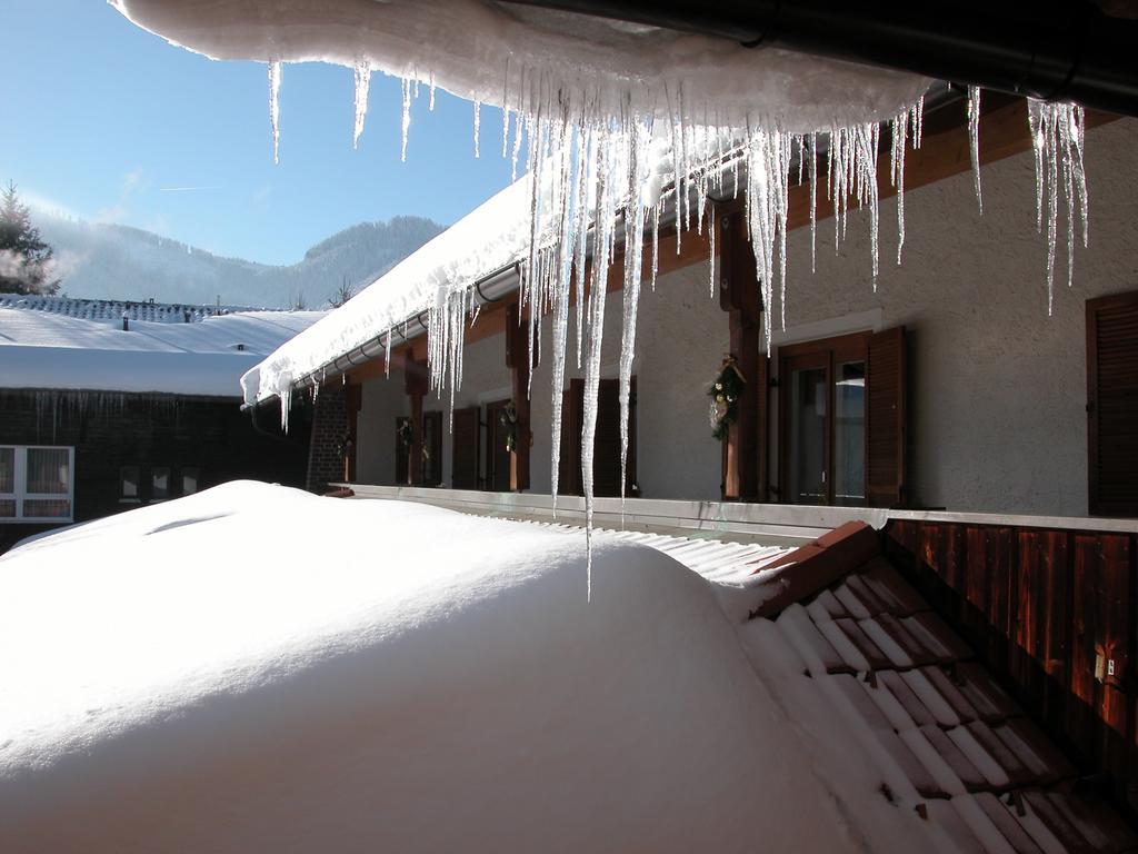 Hotel-Restaurant Zum Hirschhaus Ruhpolding Exterior foto